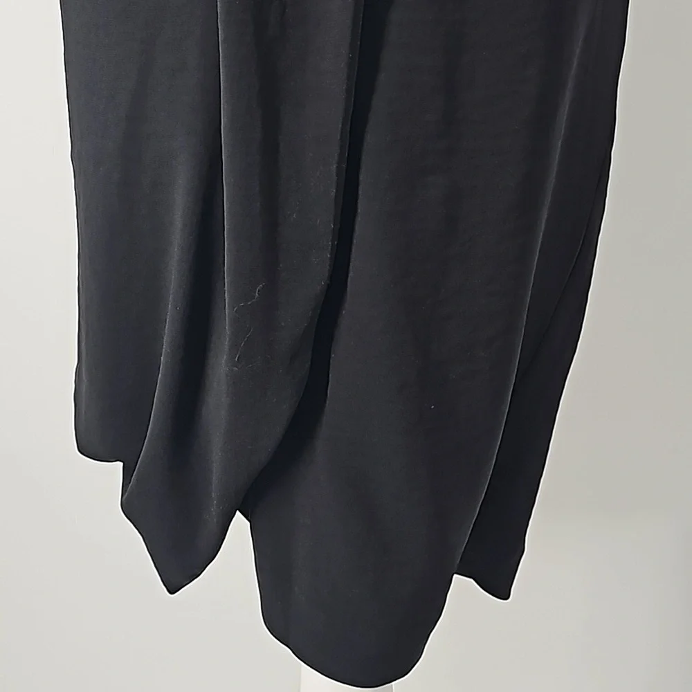 Express Sexy Crinkle Fabric Skirt‎ with Front Pleat Detail & Slit Black